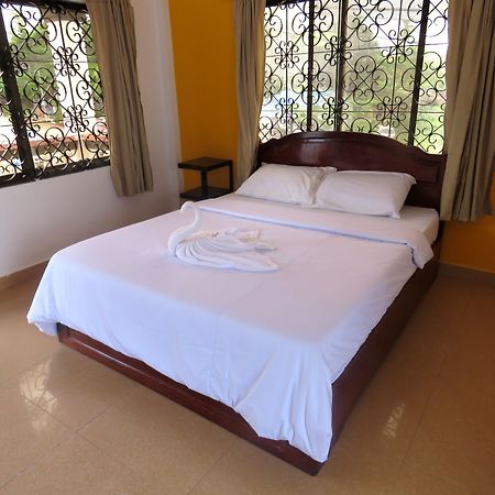 Invito Guesthouse Sihanoukville Exterior photo