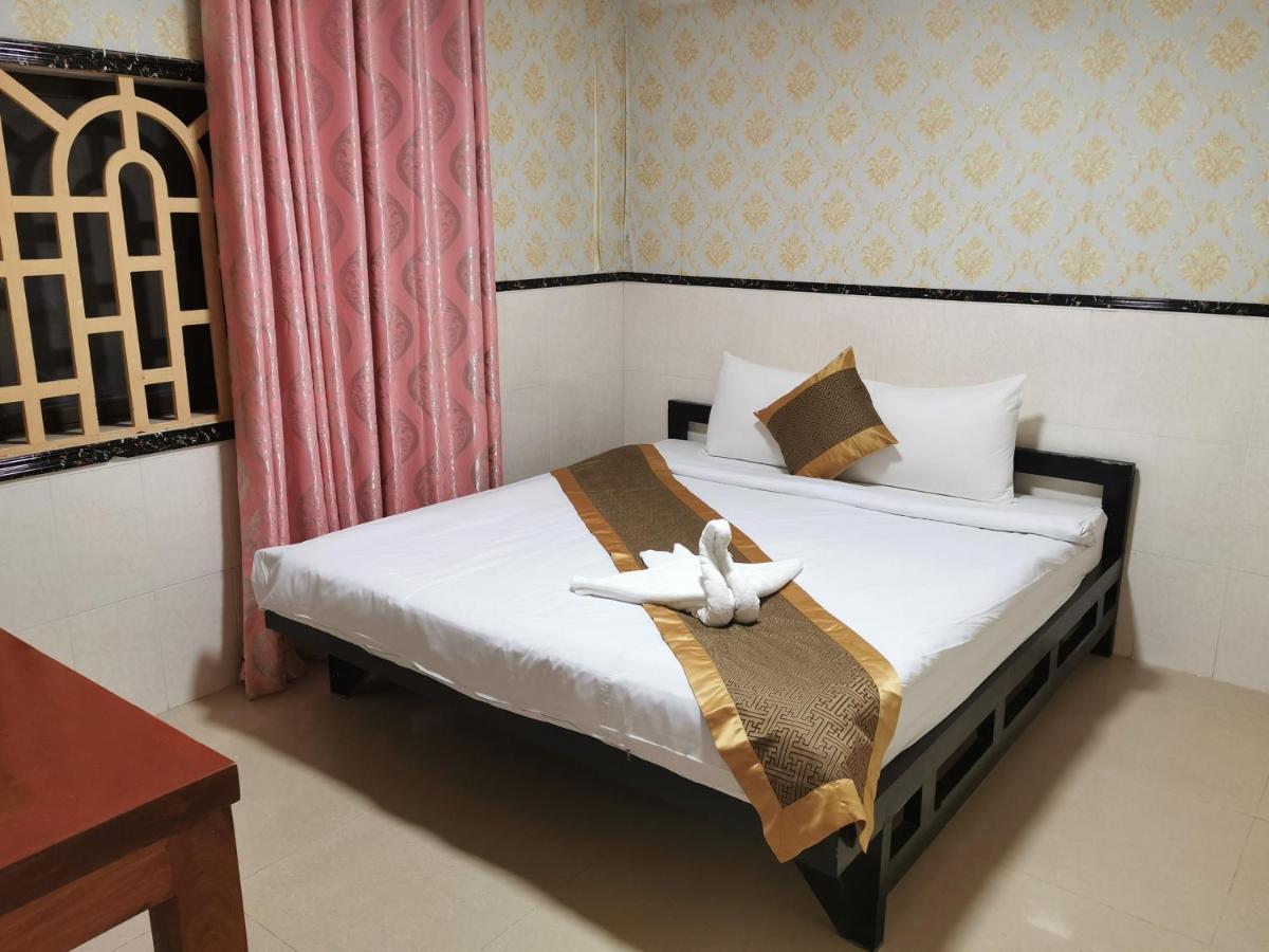 Invito Guesthouse Sihanoukville Exterior photo