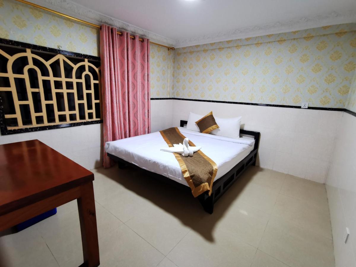 Invito Guesthouse Sihanoukville Exterior photo