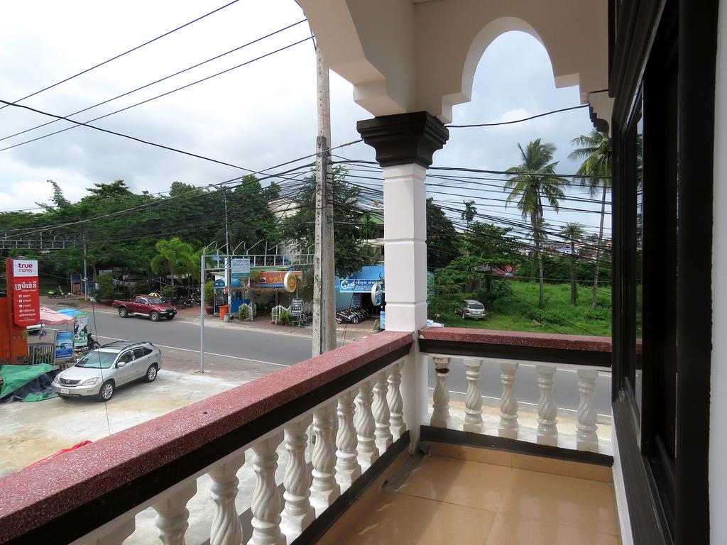Invito Guesthouse Sihanoukville Exterior photo